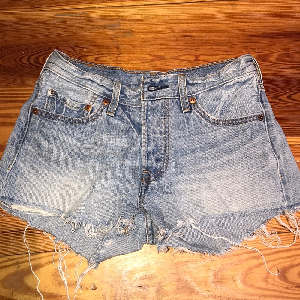 Levi’s denim shorts